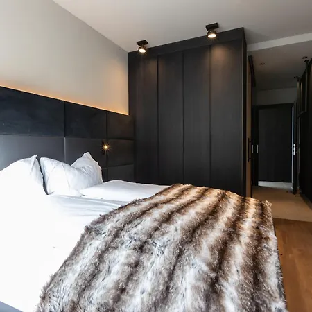 Mountain - Luxury - Near Ischgl - Panorama Mountain View - Penthouse & Apartment