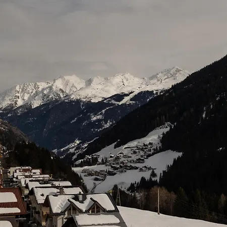 Mountain - Luxury - Near Ischgl - Panorama Mountain View - Penthouse & Apartment
